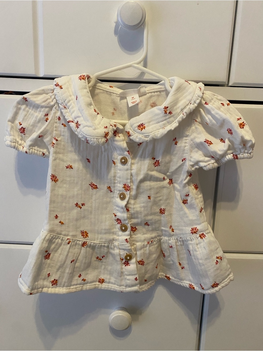 Cat & Jack White Floral Blouse / Size 2T / VGUC